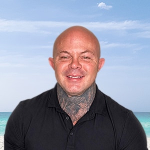 navarre real estate agent Darrell 